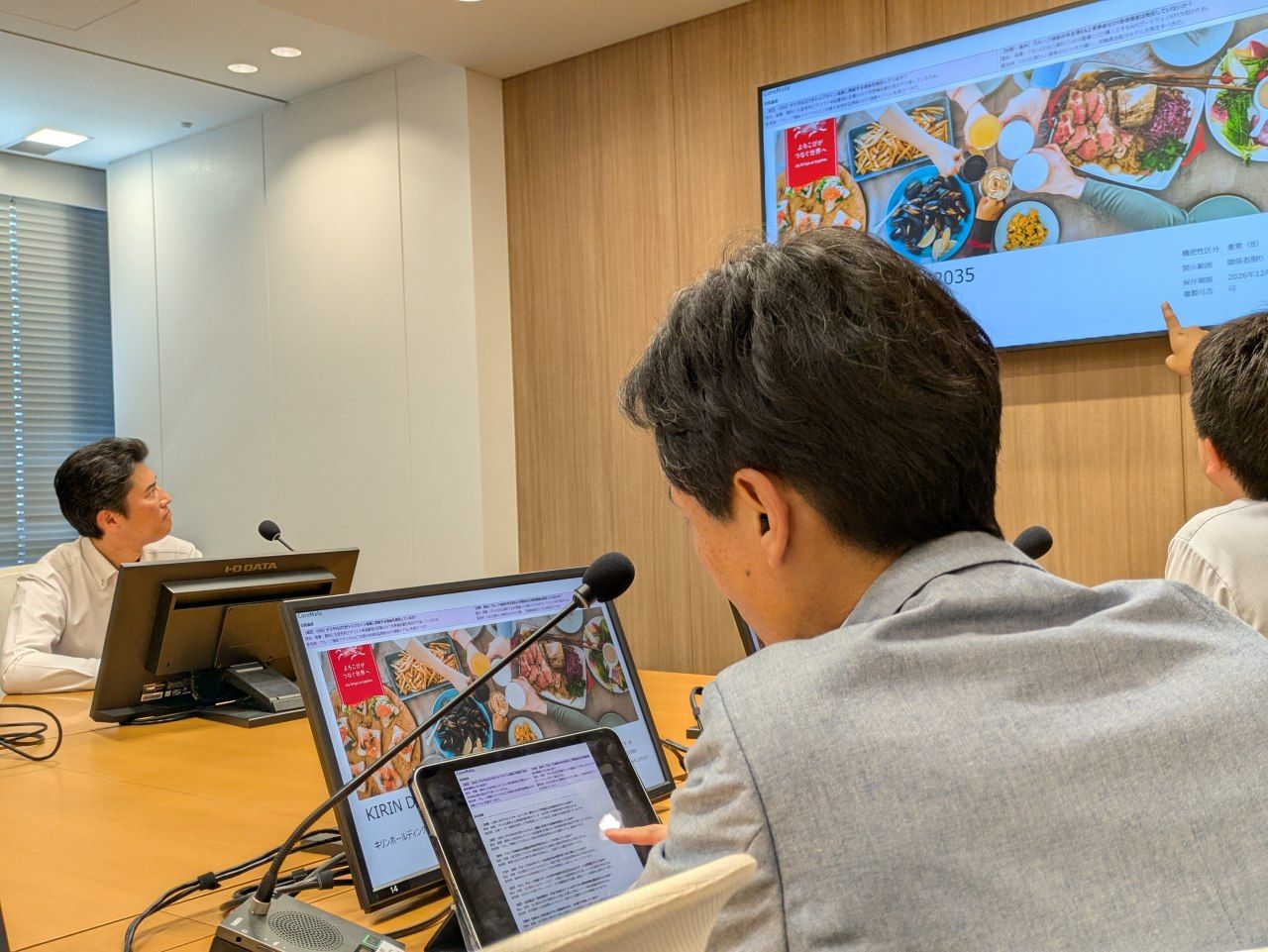 キリン、AI 役員「CoreMate」を経営戦略会議に常設──12 人格 × 10 年分データで意思決定を高速化